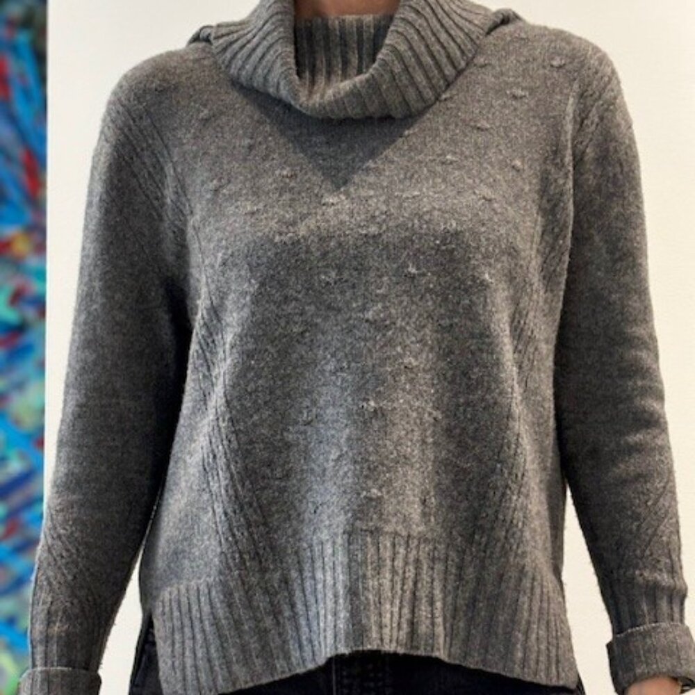 Black Goat Cashmere, cowlneck grey sweater, Size S